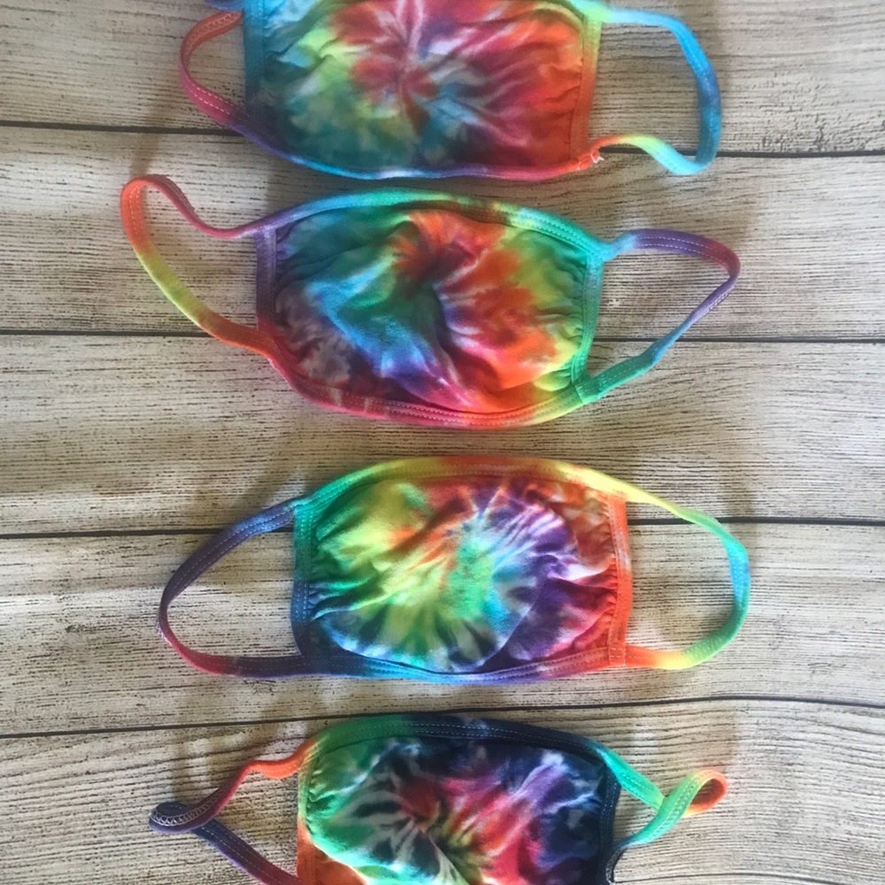 Tie dyed face mask